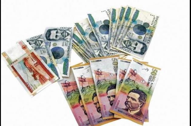 No hubo análisis de la propuesta hecha por el senador Álvaro Uribe Vélez en Comisión de concertación para aumentar salario mínimo en Comisión de concertación
