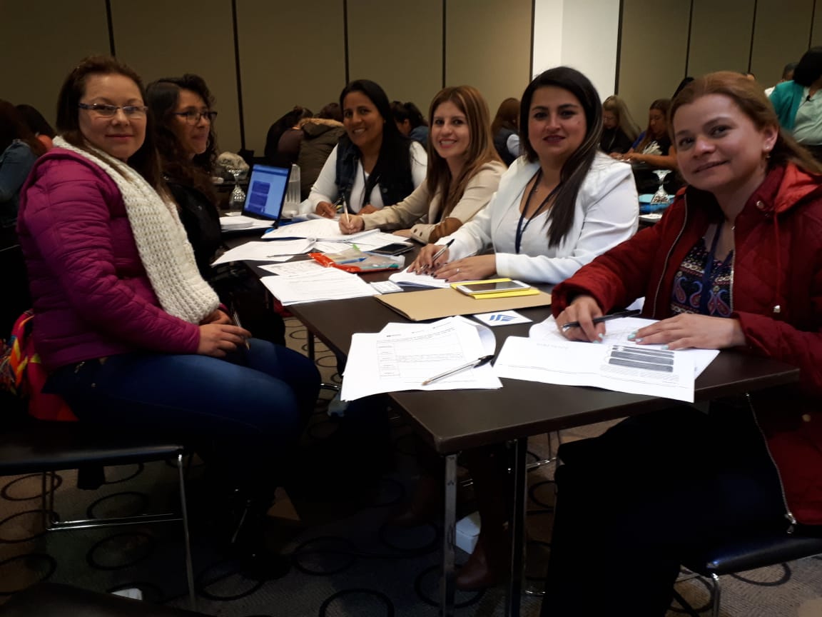 Ministerio de Educación entrega herramientas a docentes de transición y primaria para optimizar enseñanza de inglés