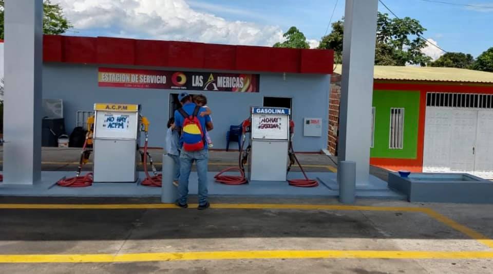Sin combustible para vehículos en el Municipio de Tame