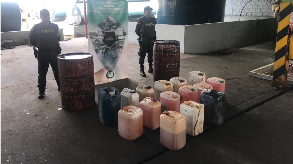100 galones de combustible de contrabando incautó la POLFA en Arauca