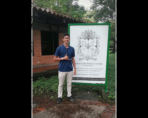 Estudiante del Peama gana beca para su carrera de Ingeniería