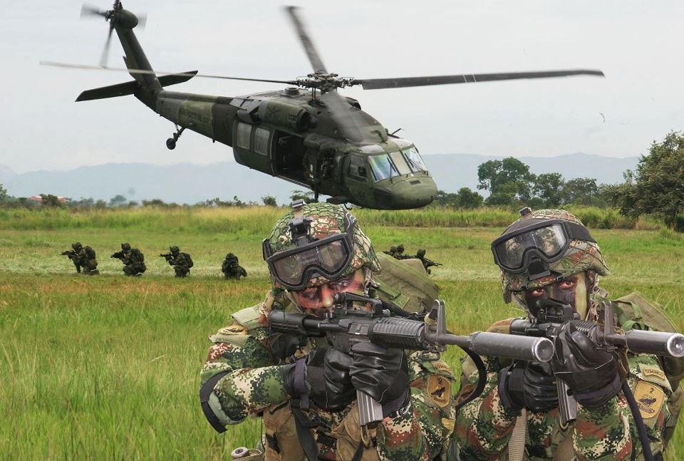 Por lo menos dos muertos dejó enfrentamientos entre el Ejército y guerrilla