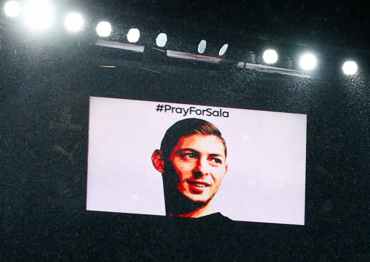 Asientos encontrados en playa francesa serían del avión de Emiliano Sala