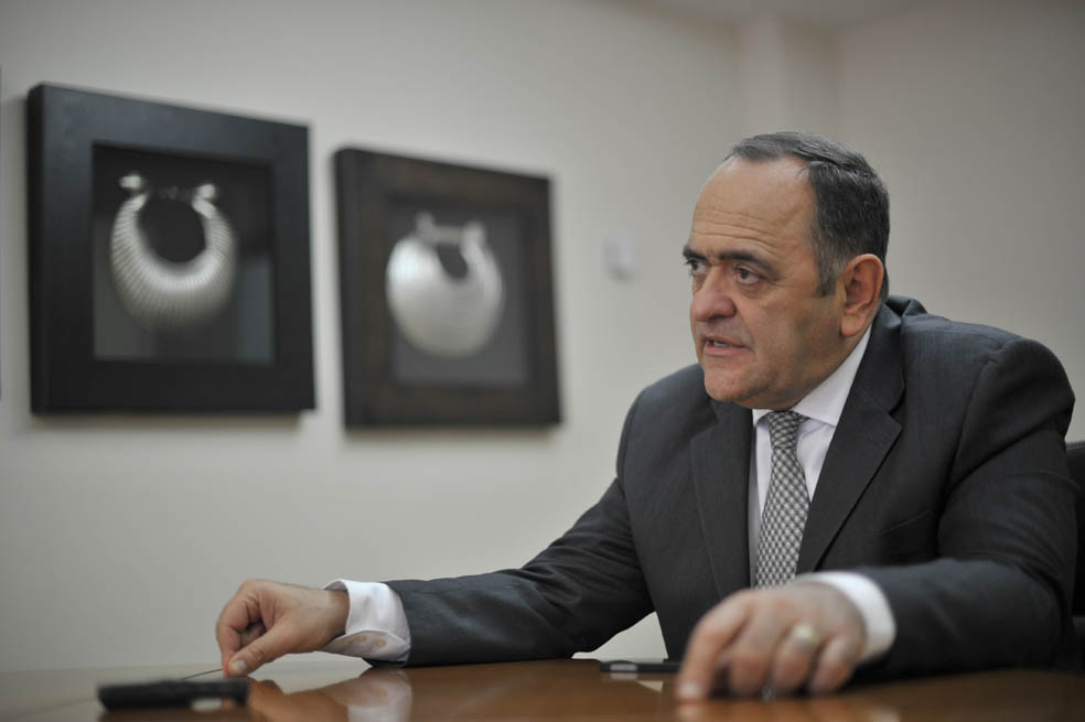 Procuraduría formuló pliego de cargos a expresidente del FNA, Ricardo Arias Mora