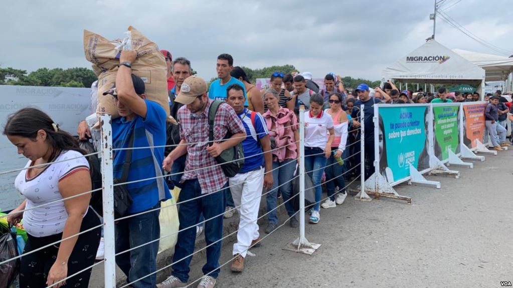 Más de 5 mil venezolanos ingresaron a Colombia por puentes internacionales en N. de Santander
