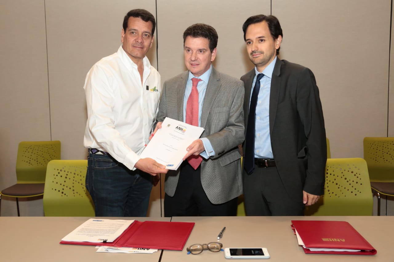 Ecopetrol firma primer contrato bajo la nueva minuta para áreas costa afuera