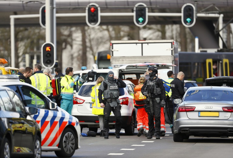 Tres muertos y cinco heridos en ataque en un tranvía en Holanda
