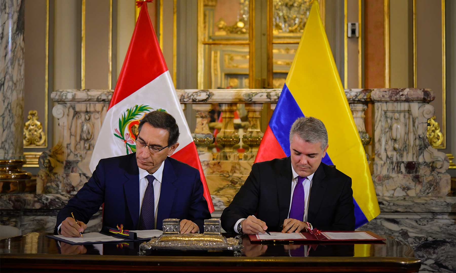 Colombia y Perú aúnan esfuerzos para proteger la Amazonía de las amenazas de la minería ilegal, el narcotráfico y la deforestación