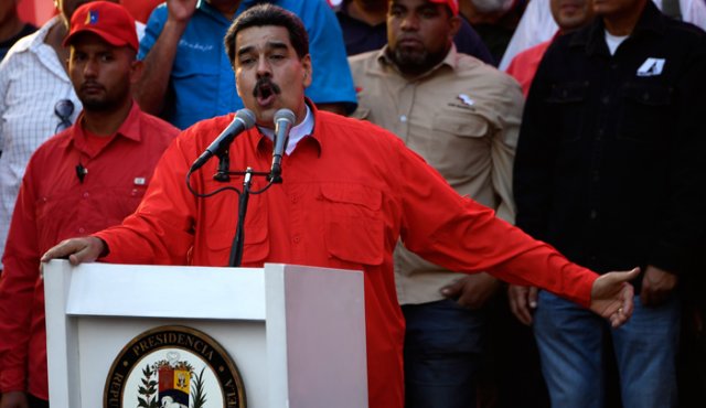 Maduro ordena “máxima alerta” a las tropas en las zonas de frontera con Colombia
