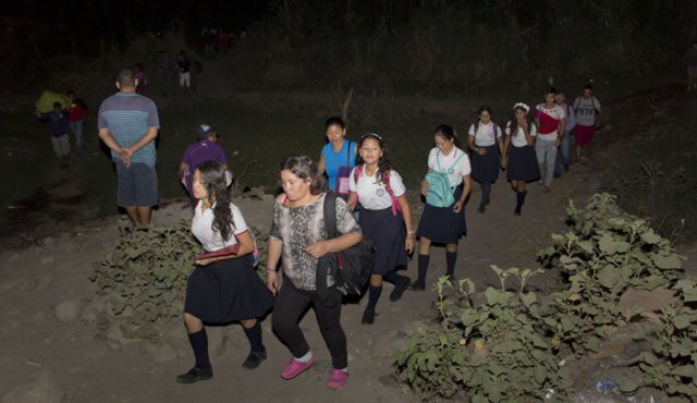 327.000 niños venezolanos en Colombia urgen ayuda humanitaria