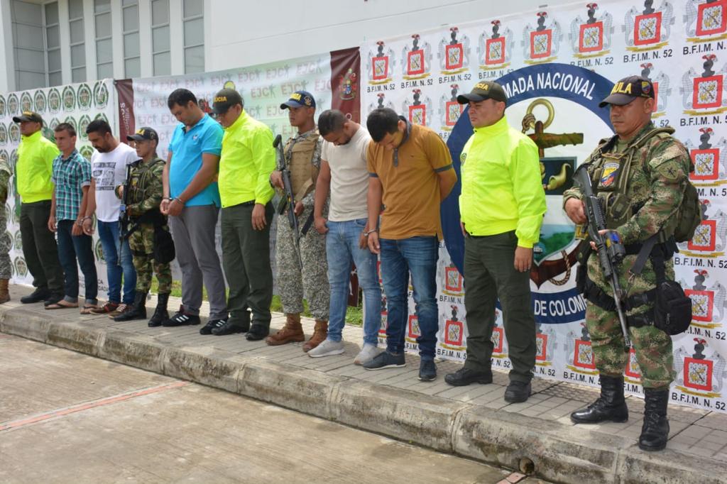 (+VIDEO)En Arauquita Ejército Nacional captura a cinco presuntos guerrilleros de las Farc-disidentes del acuerdo de paz