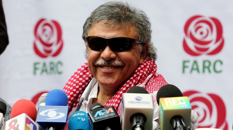 ‘Jesús Santrich’ se autoexcluyó del partido: Farc