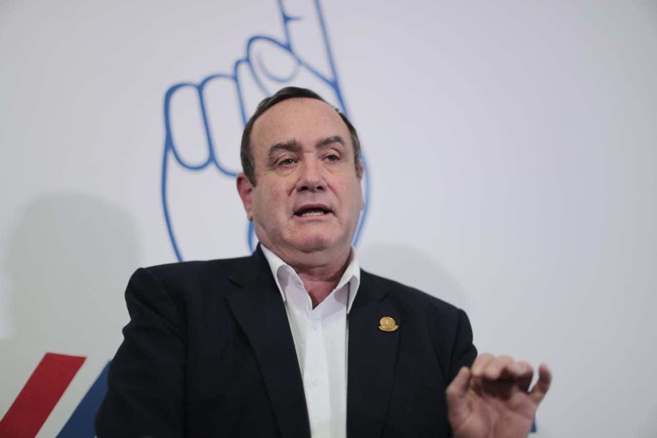 El conservador de 63 años Alejandro Giammattei es elegido presidente de Guatemala