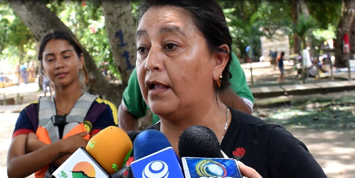 Madre buscó por una semana los restos de su hijo que habían sido sacados de la tumba