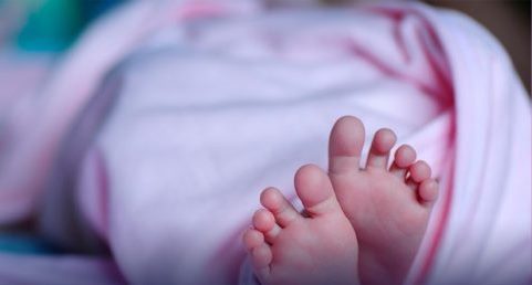 Encuentran a bebé abandonado dentro de una bolsa en Bogotá