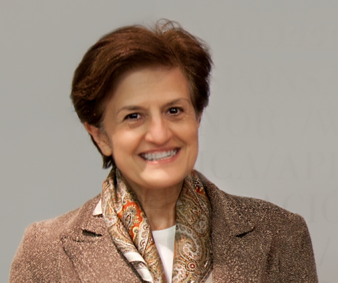 Adela Cortina por sus aportes en el campo de la ética y la equidad social recibe Doctorado Honoris Cauda de la UNAL