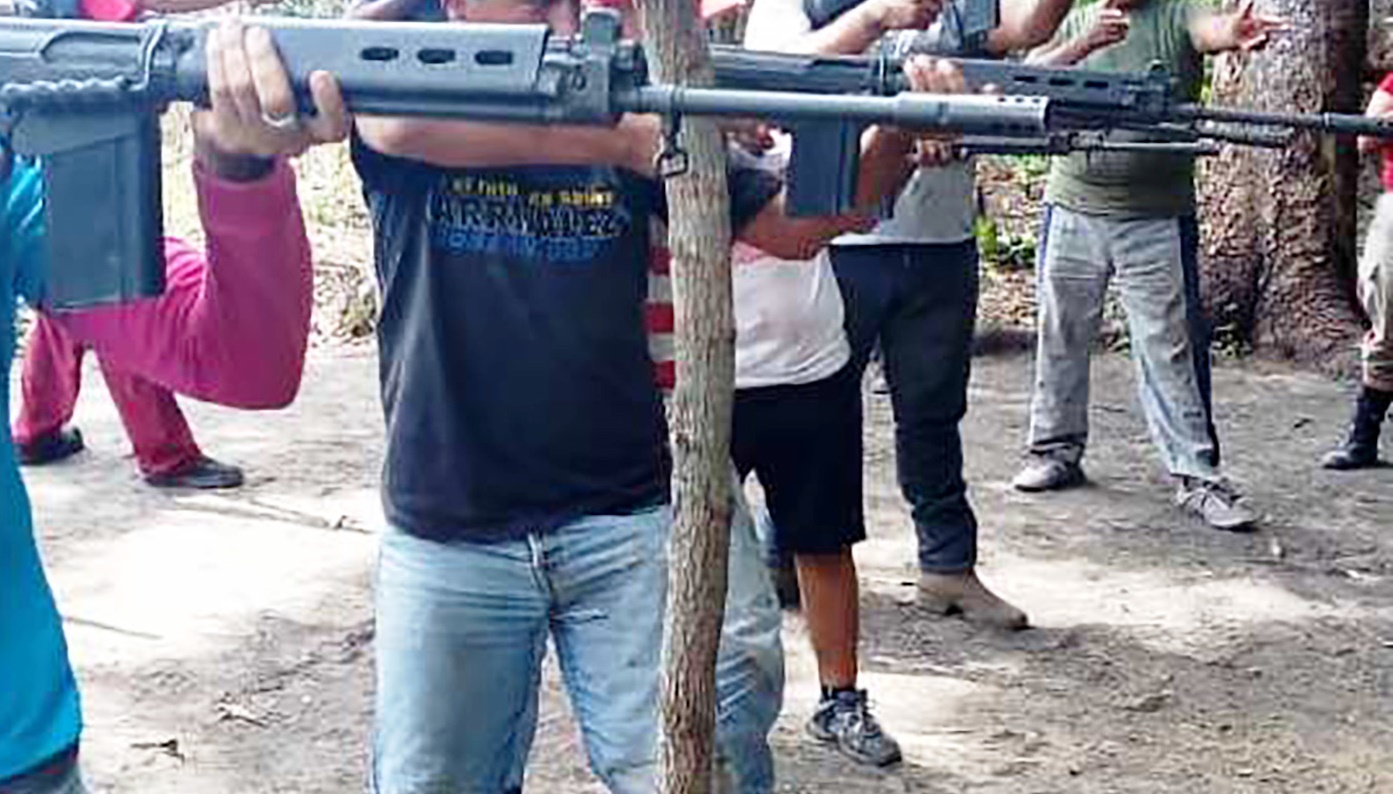 Grupos armados estarían contratando a venezolanos para atentar contra la fuerza pública