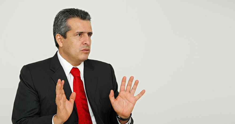 Podrían pensionarse más jóvenes los agentes de transito en Colombia