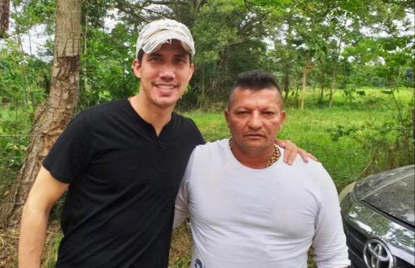 Revuelo internacional por fotografías de Juan Guaidó con jefes de «Los Rastrojos»
