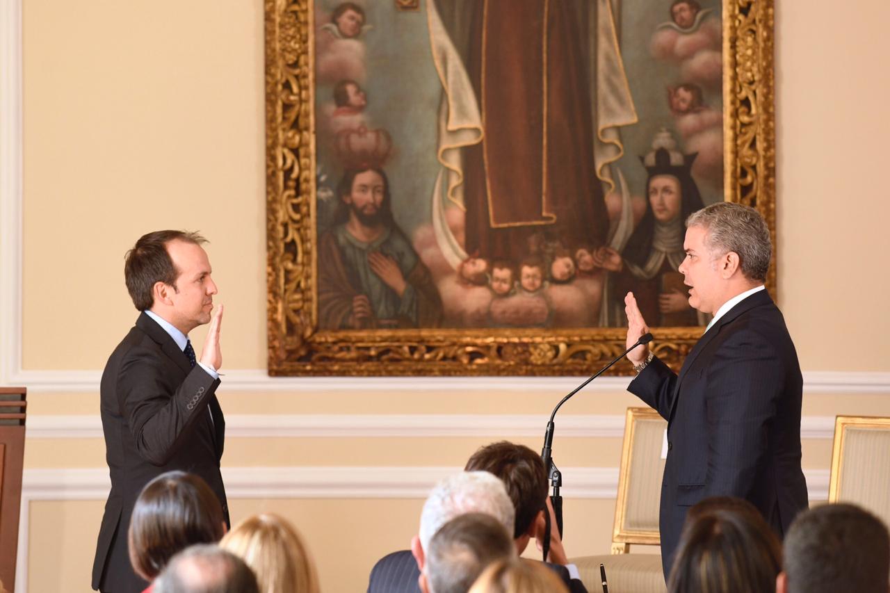 Con la misión de llevar más recursos a los territorios para el deporte, Presidente Duque posesionó al nuevo Ministro del Deporte, Ernesto Lucena