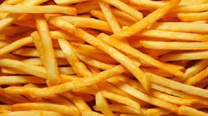 La UE anuncia disputa ante la OMC contra Colombia por papas fritas
