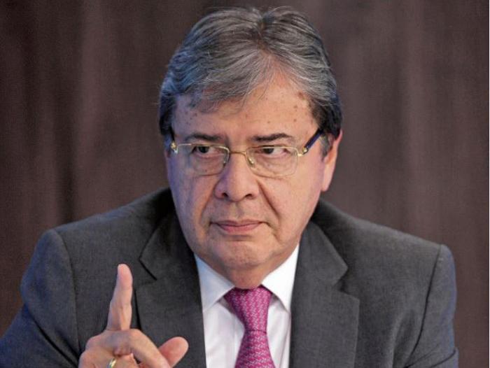 Carlos Holmes Trujillo nuevo  ministro de Defensa