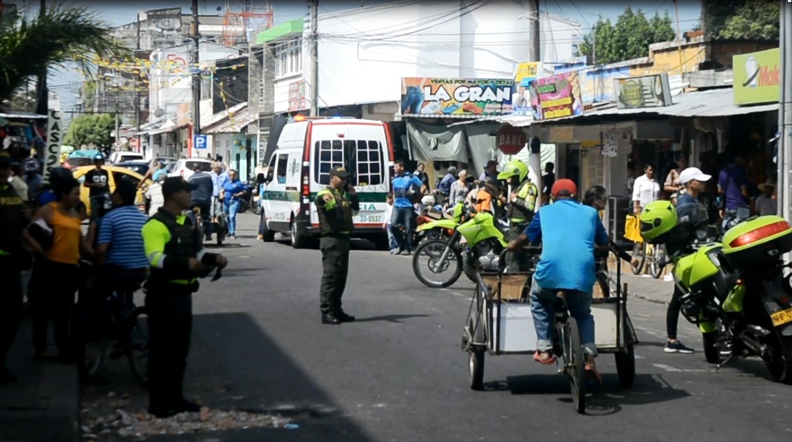 Policía realizó socialización sobre el respeto al espacio público en el centro de la ciudad