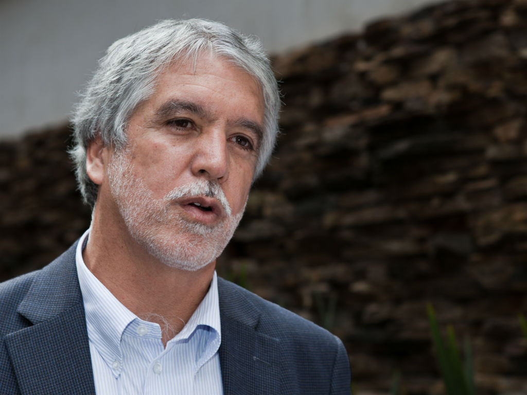 Alcalde Enrique Peñalosa propone Visa Especial para migrantes venezolanos