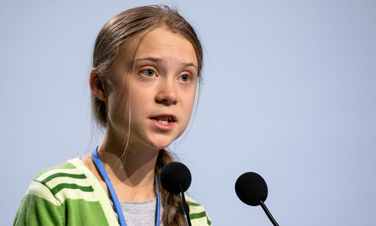 Plantar arboles está bien, pero no está cerca de lo que se necesita: Activista Greta Thunberg