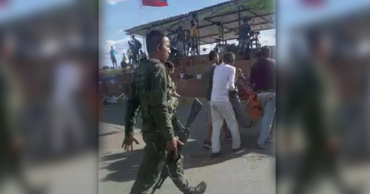 Un muerto dejó enfrentamiento entre el ELN y disidencias en el Amparo, Venezuela