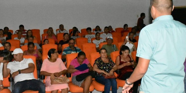 Productores avícolas recibieron capacitación sobre sobre normatividad y prácticas en salubridad