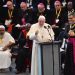 Papa Francisco rinde homenaje a los profesores del mundo