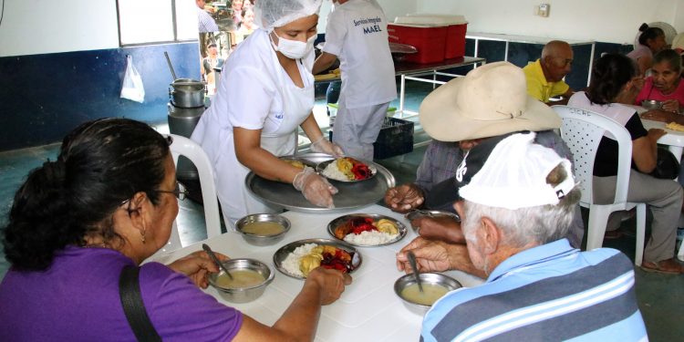 Hallan irregularidades dentro del programa de alimentación del adulto mayor en Arauca