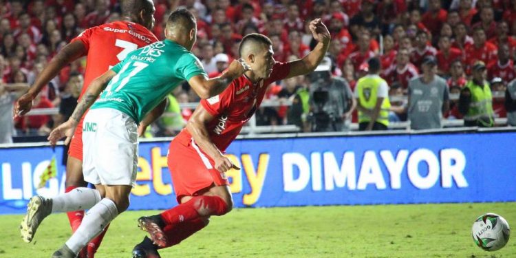 Fútbol Colombiano entró en crisis por el Coronavirus y pide ayuda al presidente Duque