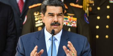 Maduro ordena cuarentena total en Venezuela