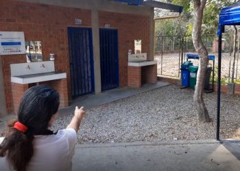Punto de atención humanitario en la terminal de Arauca permanece cerrado, denuncian comerciantes