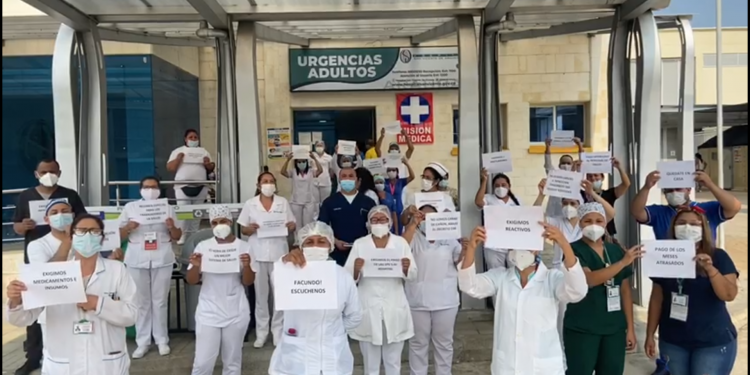 Trabajadores del hospital exigen la presencia del gobernador de Arauca