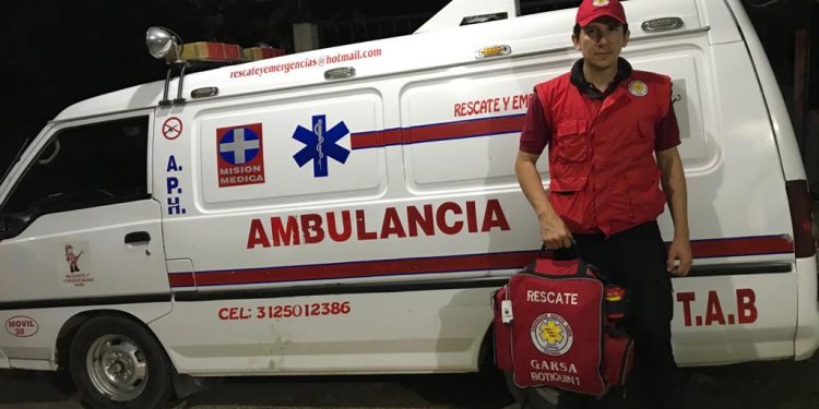 Omar Escobar, el tameño que reparó una ambulancia para atender emergencias en este municipio