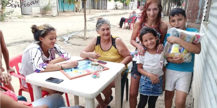 Fundación ‘Por Mil Sonrisas’ lleva ayudas a los más necesitados en Arauca
