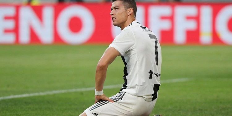 CR7 rompió de nuevo la cuarentena; en vídeo aparece celebrando