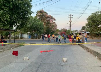 Habitantes del barrio Las Américas protestan por falta de ayudas