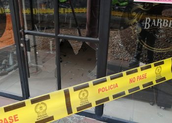 Robaron 2 locales comerciales de la calle 20, en Arauca