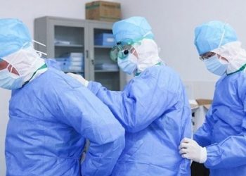 Procurador exige al Gobierno garantizar los reconocimientos económicos anunciados para el personal médico