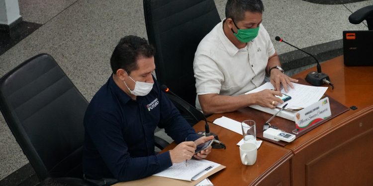 Aprobado en primer debate proyecto de ordenanza que busca reducir tarifas de estampillas a contratos para trabajadores de la salud