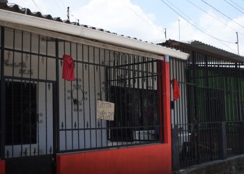 Cuarentena: araucanos ponen trapos rojos en sus viviendas pidiendo ayuda