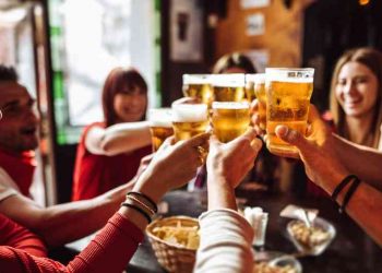 ¿Regresa la rumba? Estas son las normas para reabrir bares y discotecas