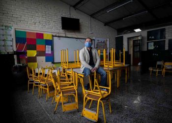 Hoy, Día del Maestro, dos docentes fueron internados en clínicas psiquiátricas por sobrecarga laboral