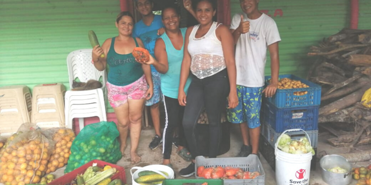 Colombiana retornada abrió comedor en Arauca para alimentar a 200 niños al día