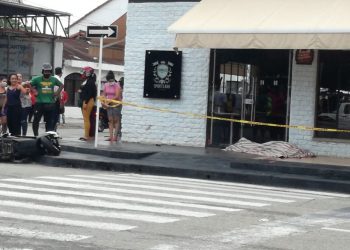 Mujer perdió la vida tras ser arrollada por una patrulla de la Policía