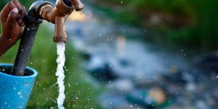 Araucanos pueden beneficiarse del subsidio para el pago del servicio de agua rural: Viceministro de Agua